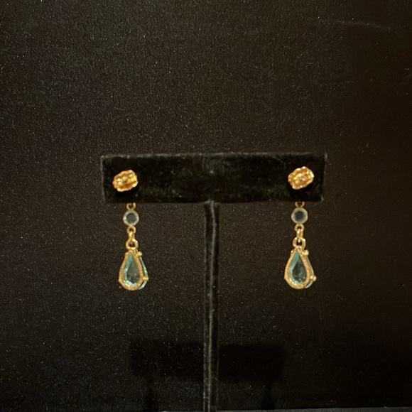 Earrings - Picture 4 of 7